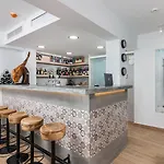 Otel Linda Boutique 4*